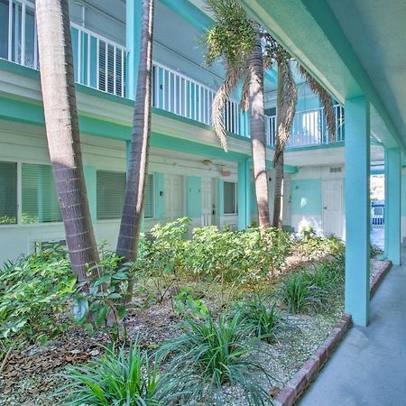 Tropical Pass-A-Grille Gem With Direct Beach Access! Сейнт Пийт Бийч Екстериор снимка